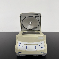 Eppendorf 5424 Centrifuge image 3